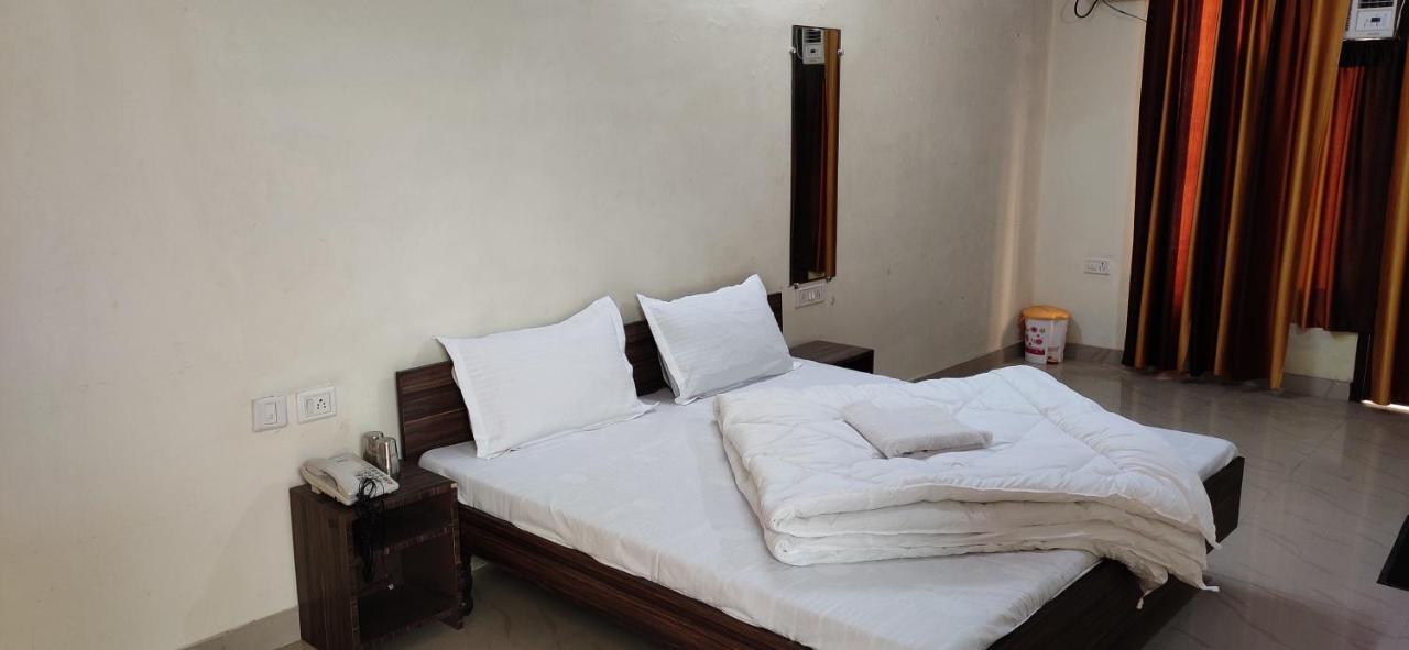 Gopi Dham Hotel Haridvár Kültér fotó