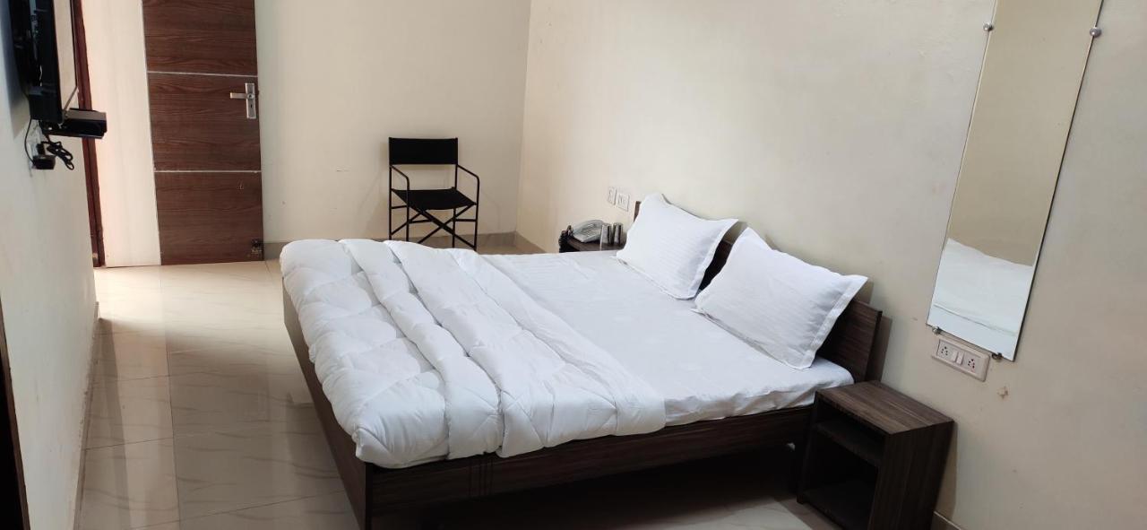 Gopi Dham Hotel Haridvár Kültér fotó